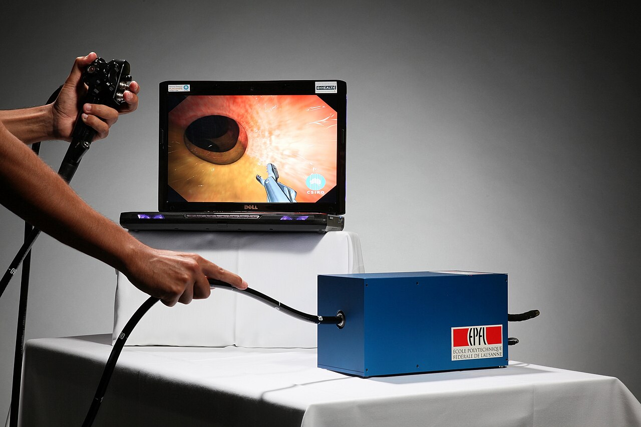 AI-assisted colonoscopy